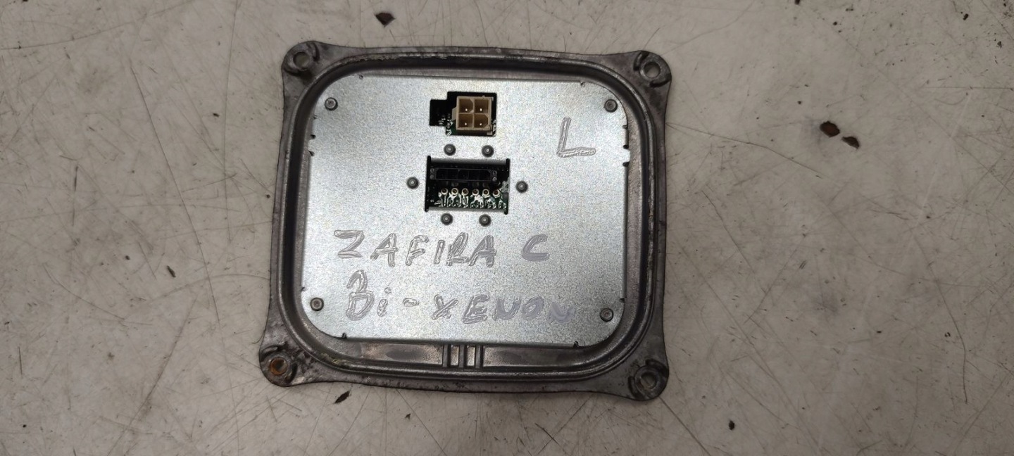 control unit xenon module LED Opel Zafira C 1,4