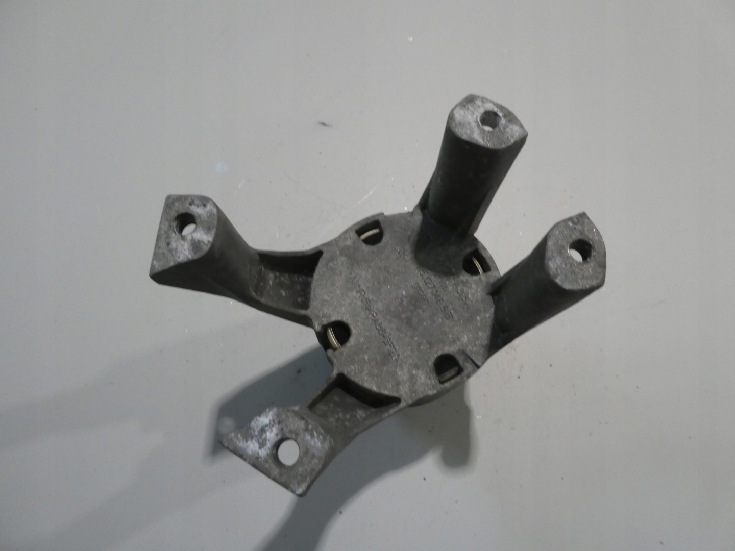 engine mount VW T6 7E0199849F