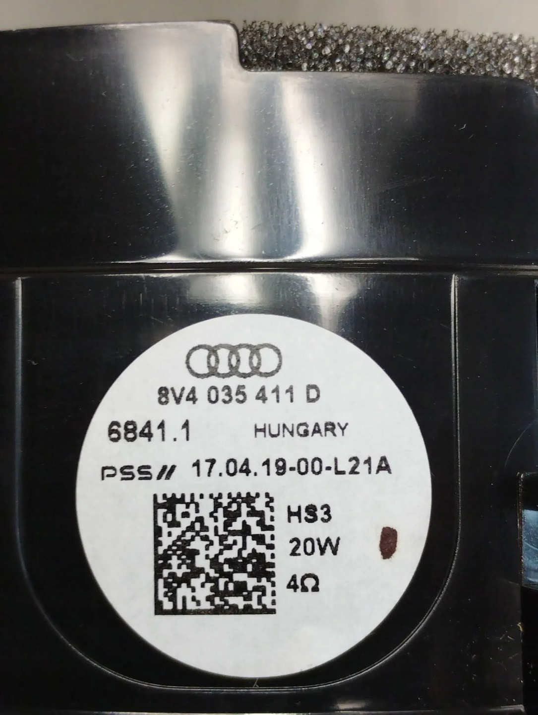 Audi A8 4N D5 speaker door 8V4035411D