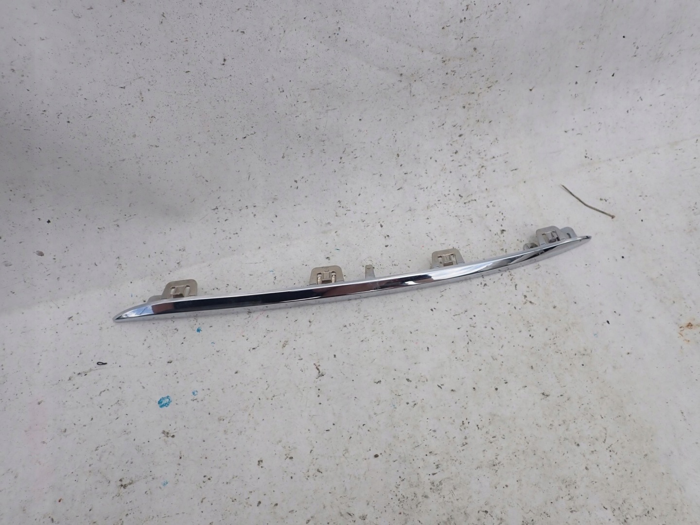 MERCEDES C-KLASA W205 moulding bumper CHROM rear part