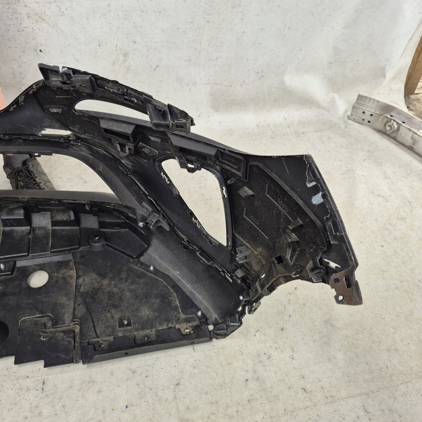 RENAULT AUSTRAL 22- bumper front front PDC cover 620225489R
