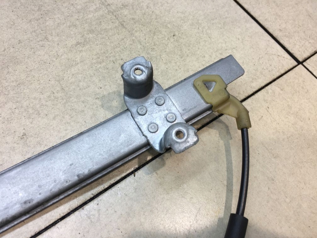 window regulator left front ALMERA N16 400601T1