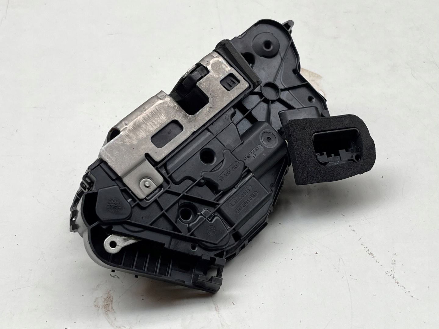 VOLKSWAGEN AUDI SKODA lock door left front 5TB837015E @M