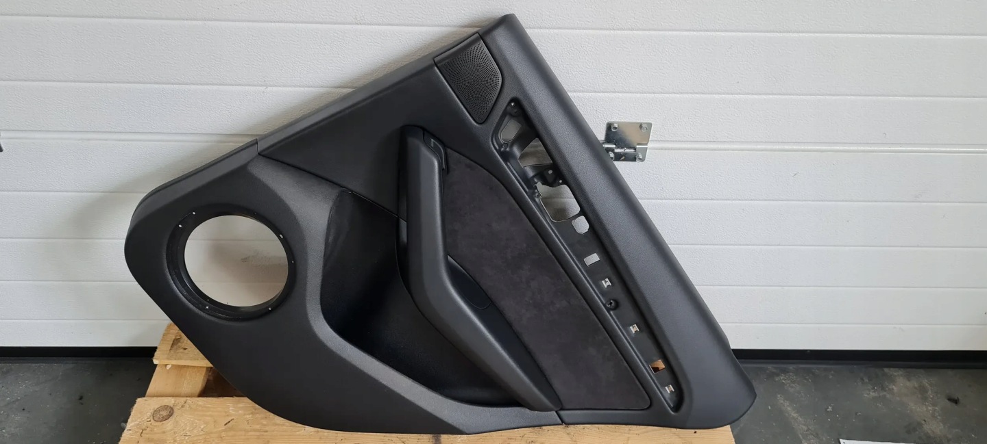 SQ5 8R Q5 side right rear part rear ALCANTARA
