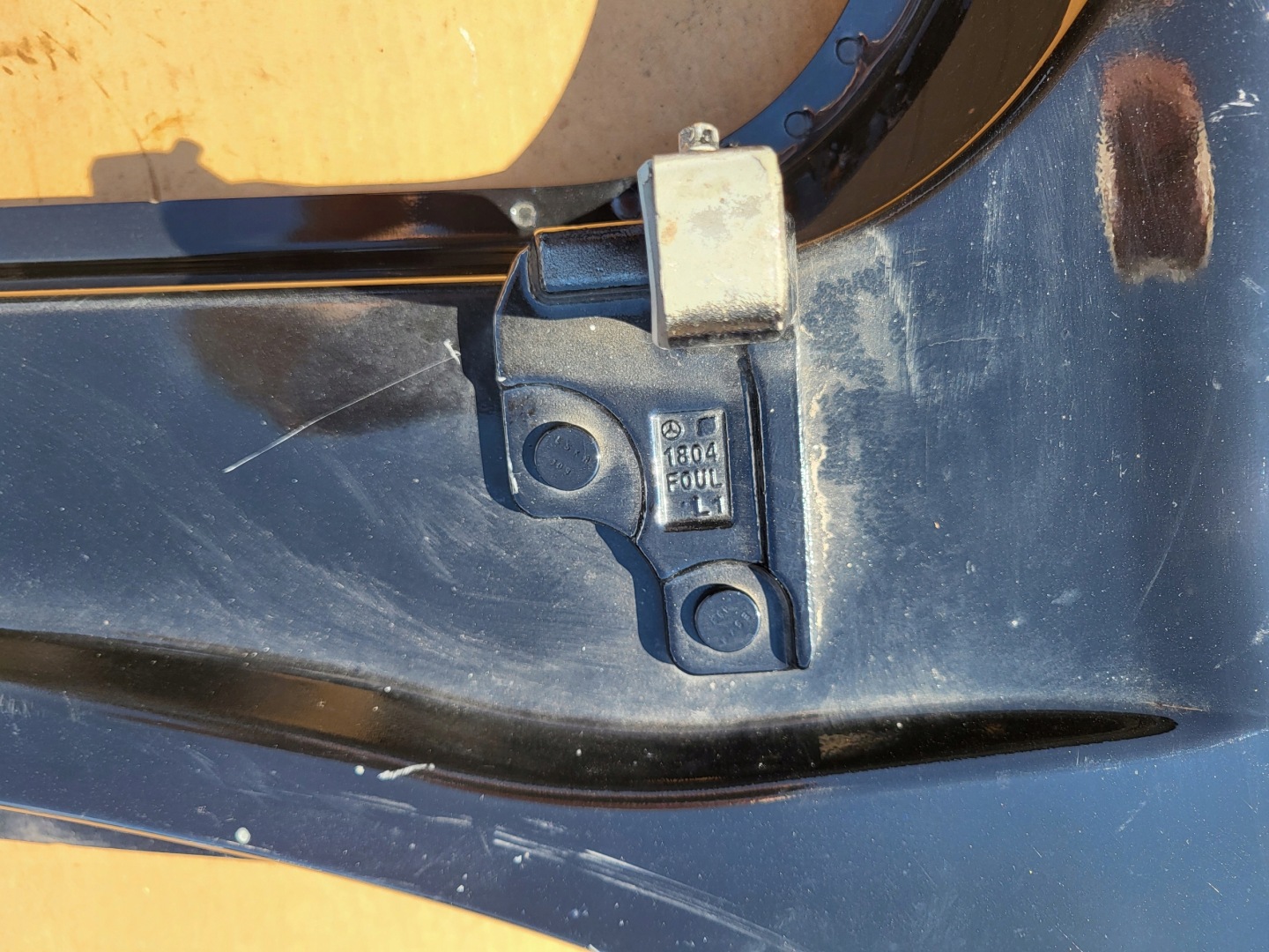 pillar central side left hinges door upper lower MERCEDES C W205 OE