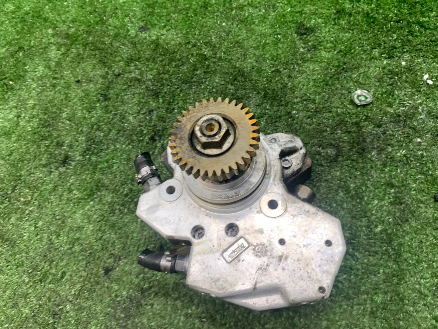 feed pump MERCEDES-BENZ E T-MODEL A6420106500