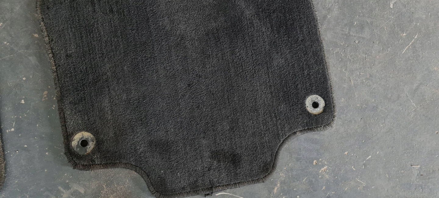Chrysler Pacifica 2022 car carpet mats front rear part MATERIAL ORG