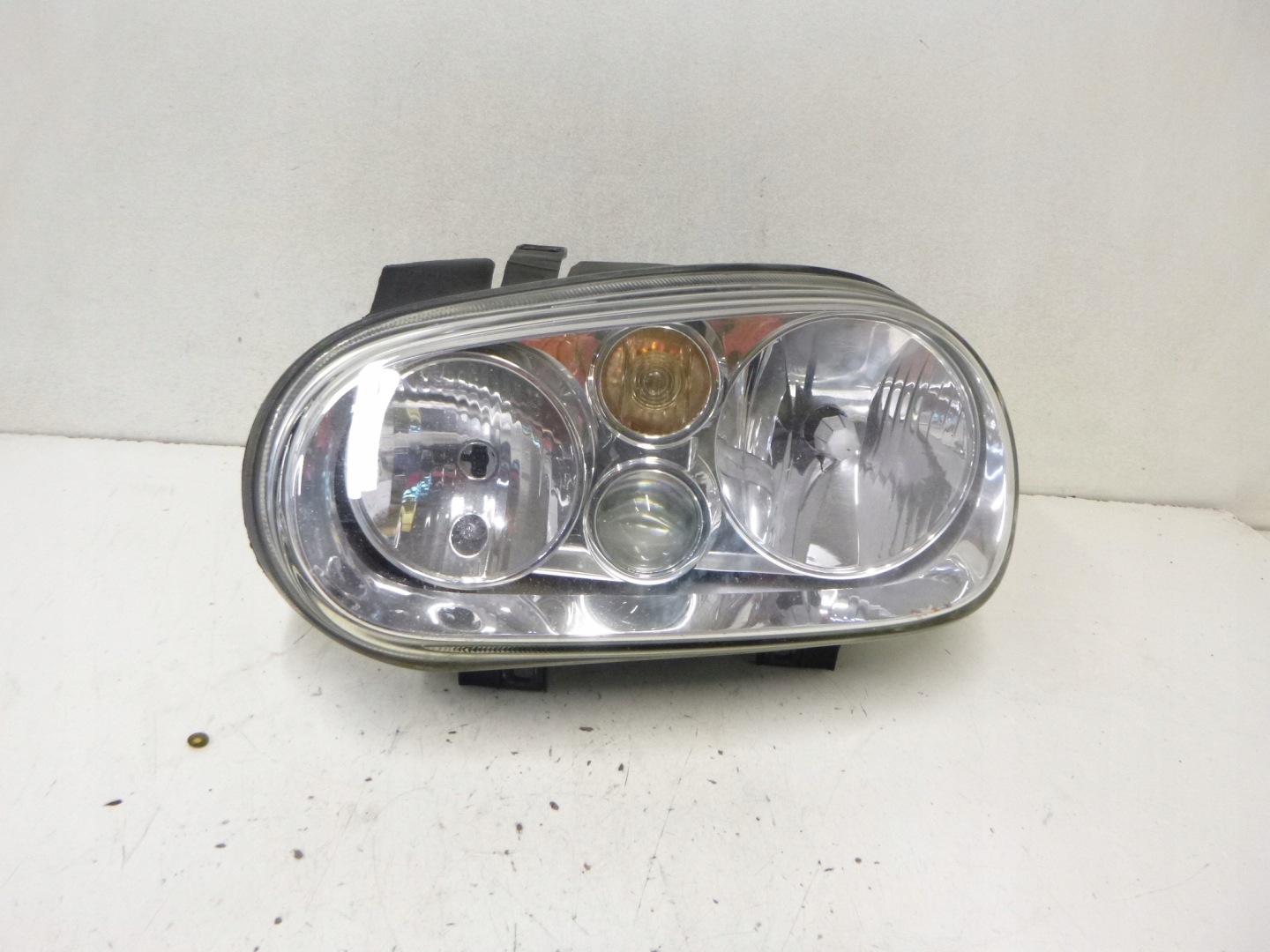 light front VW Volkswagen Golf IV 97-06r. lens Valeo