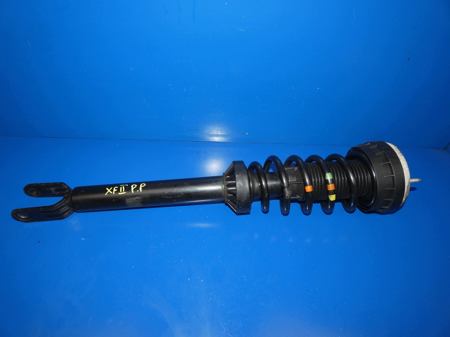 JAGUAR XF II X260 XE X760 shock absorber right front front
