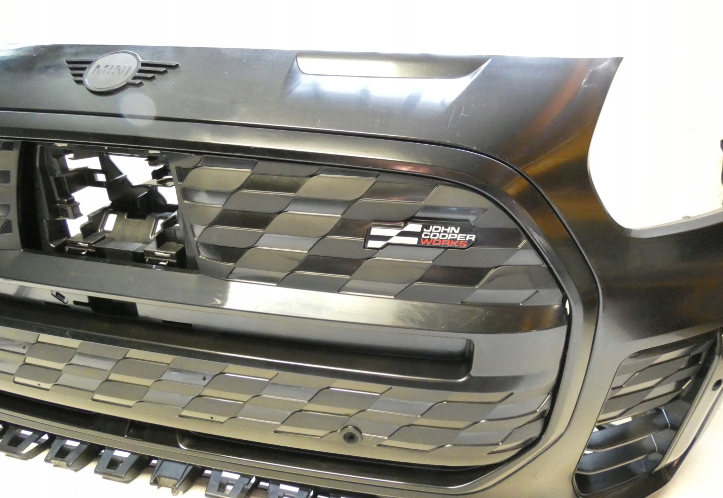 MINI COUNTRYMAN U25 JCW 5A26C50 2023- below 4 PDC bumper front front