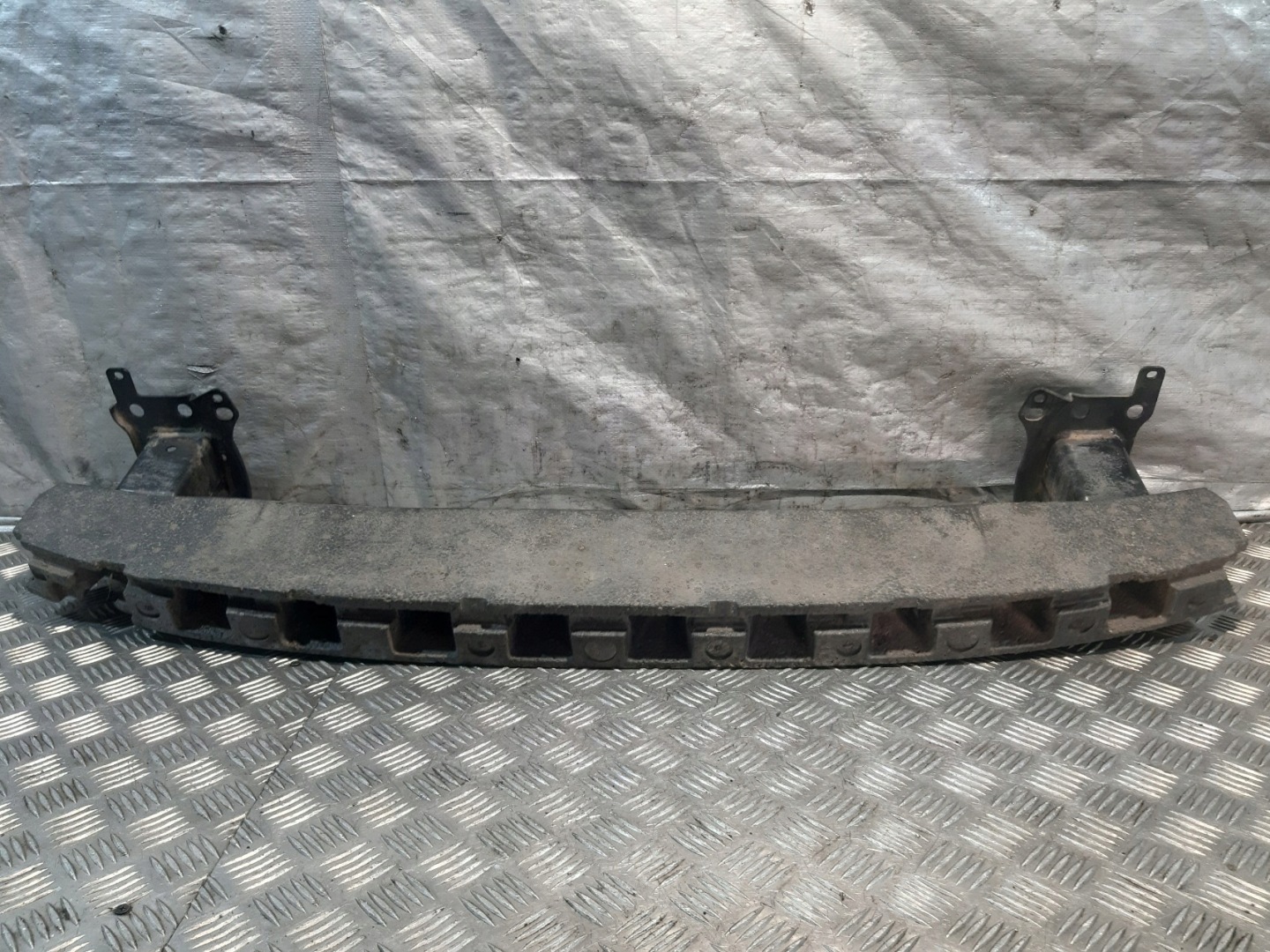 bumper support front VW TOURAN and 1T0807109B