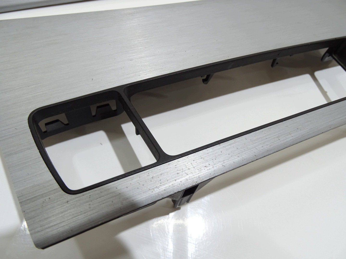 DEKORY SZCZOTKOWANE ALUMINUM BMW E60 E61 6951052