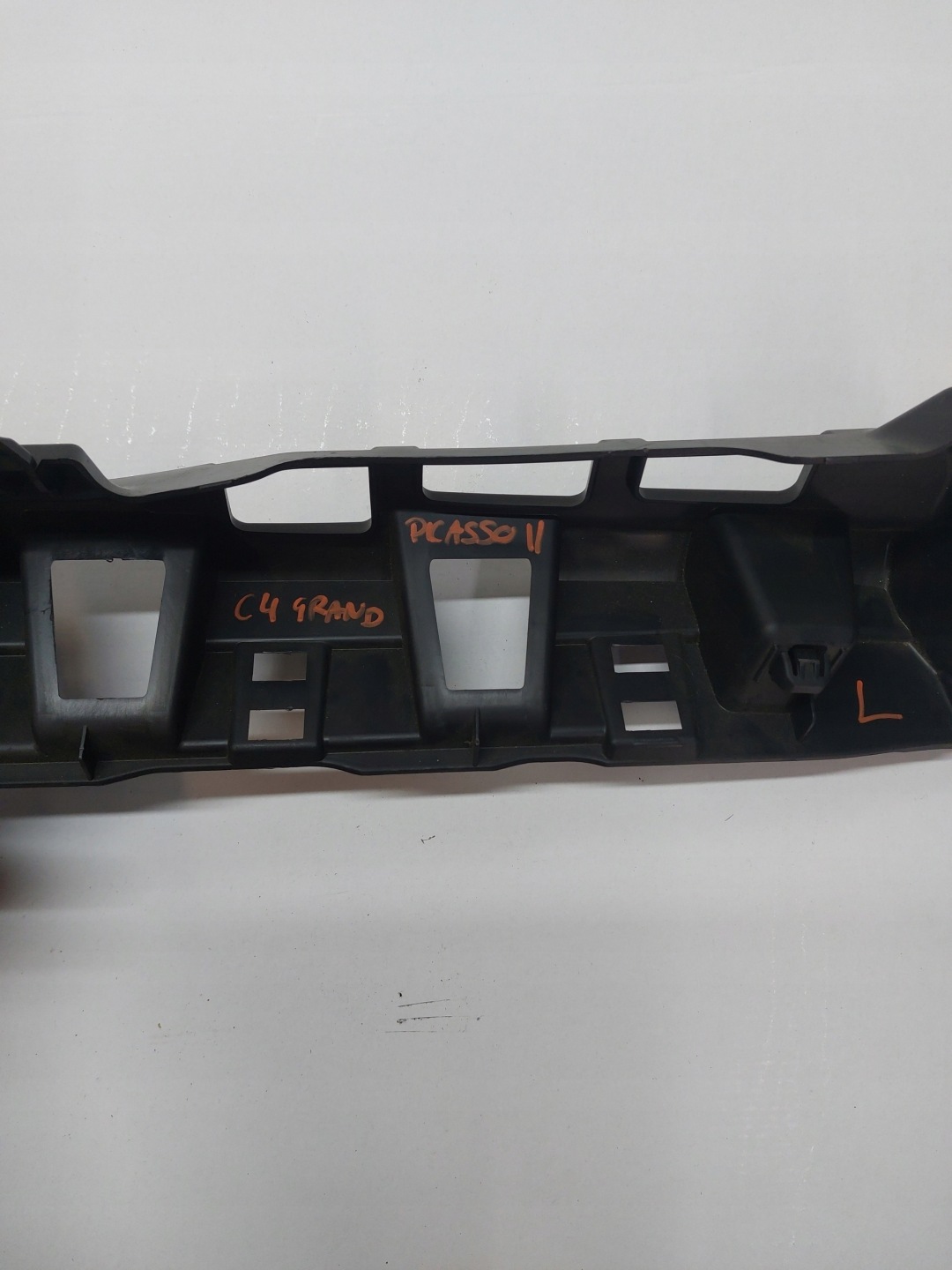 MOCOWANIEN CITROEN C4 GRAND PICASSO II 9677761380