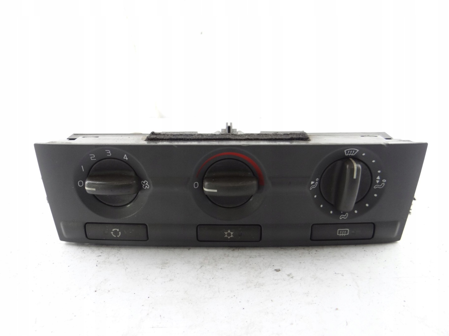 PANEL Bouches buses VOLVO S40 90 417 04 797