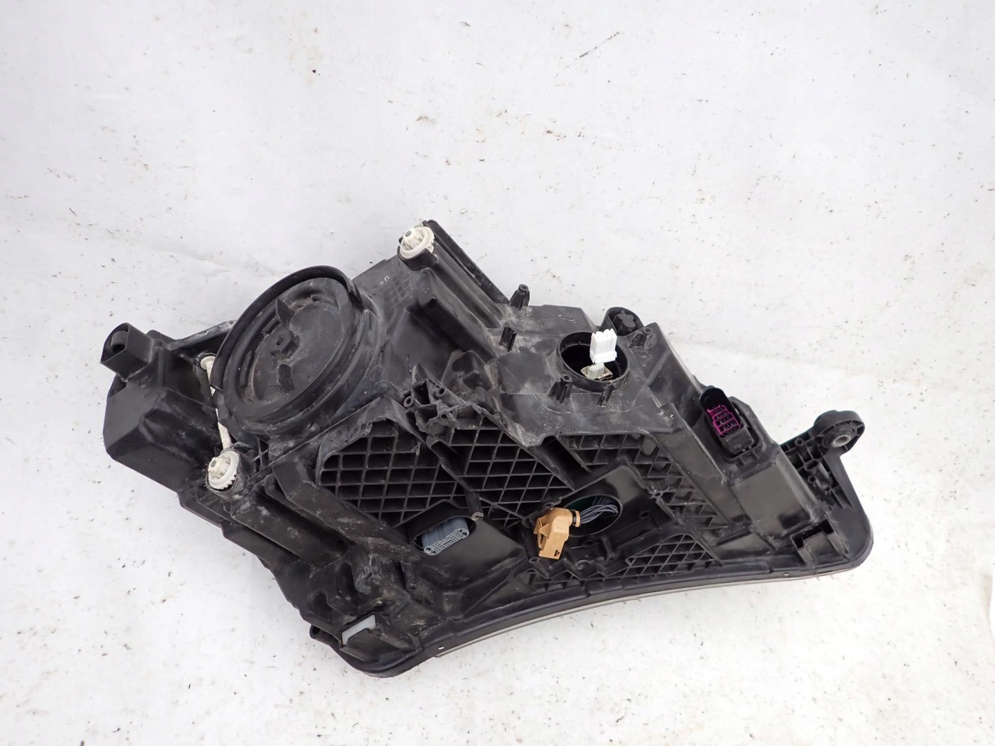 SKODA SUPERB III 3 15-19 light front front left