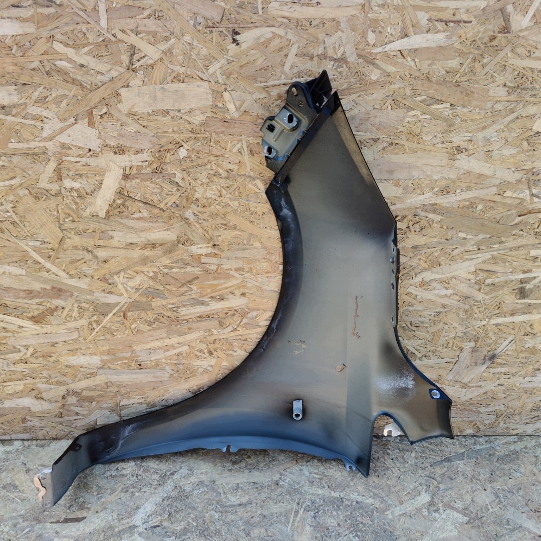 fender front right OPEL CORSA E black Z22C CARBON FLASH UZYWANY