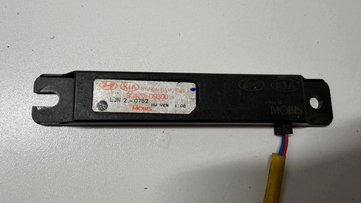 KIA SPORTAGE IV ANTENA KELLYS GO Sensor 95420-D9300 15-19