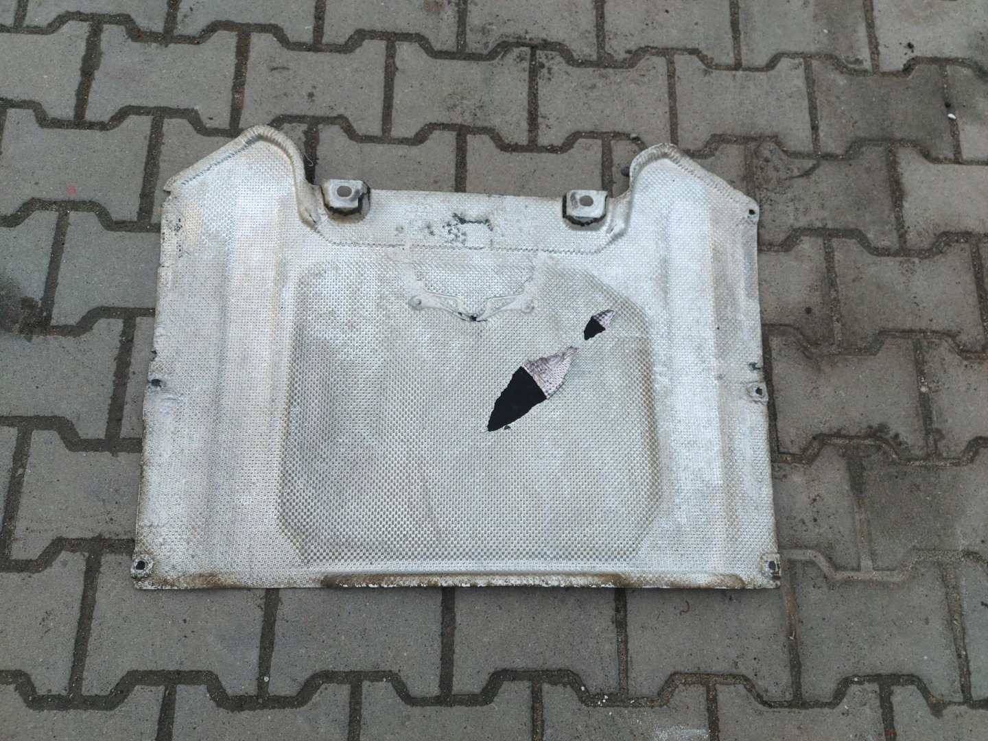 Audi Q5 80A 45 TFSI, cover TERMICZNA chassis 80A825209