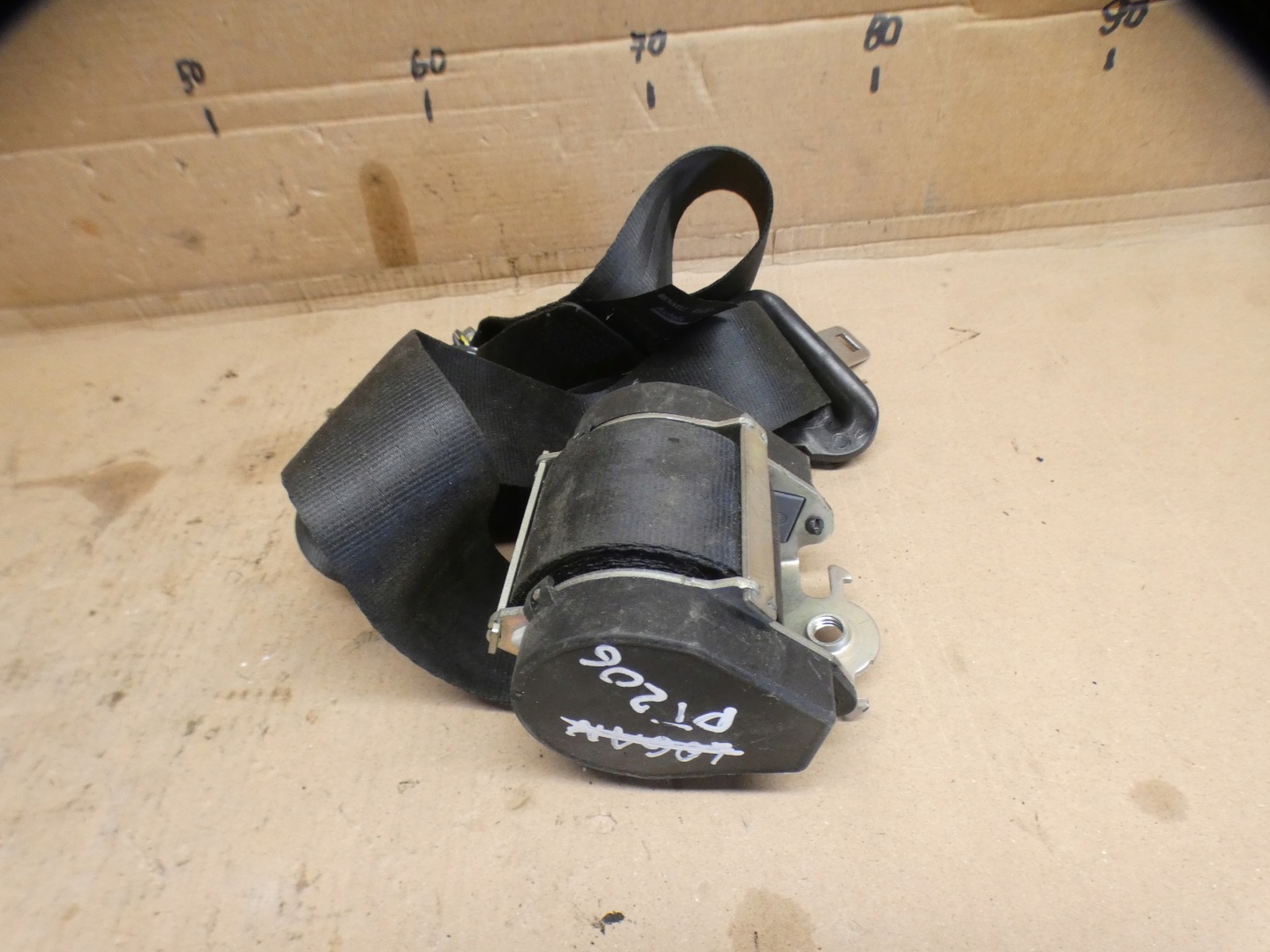 Dacia Logan and tension belt safety right left front 934787