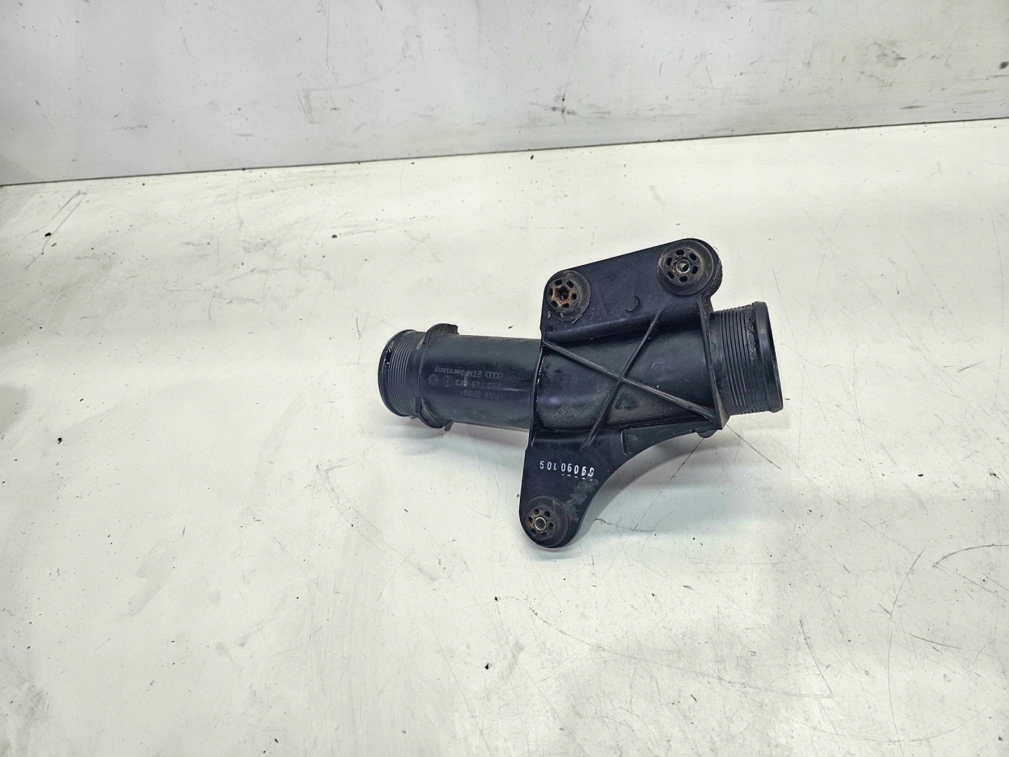 rohr intercooler AUDI Q5 8R LIFT 3.0 TDI 8K0145673AB