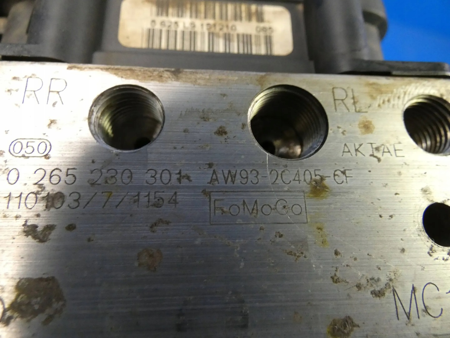 Jaguar XJ X351 XF XE pump ABS control unit