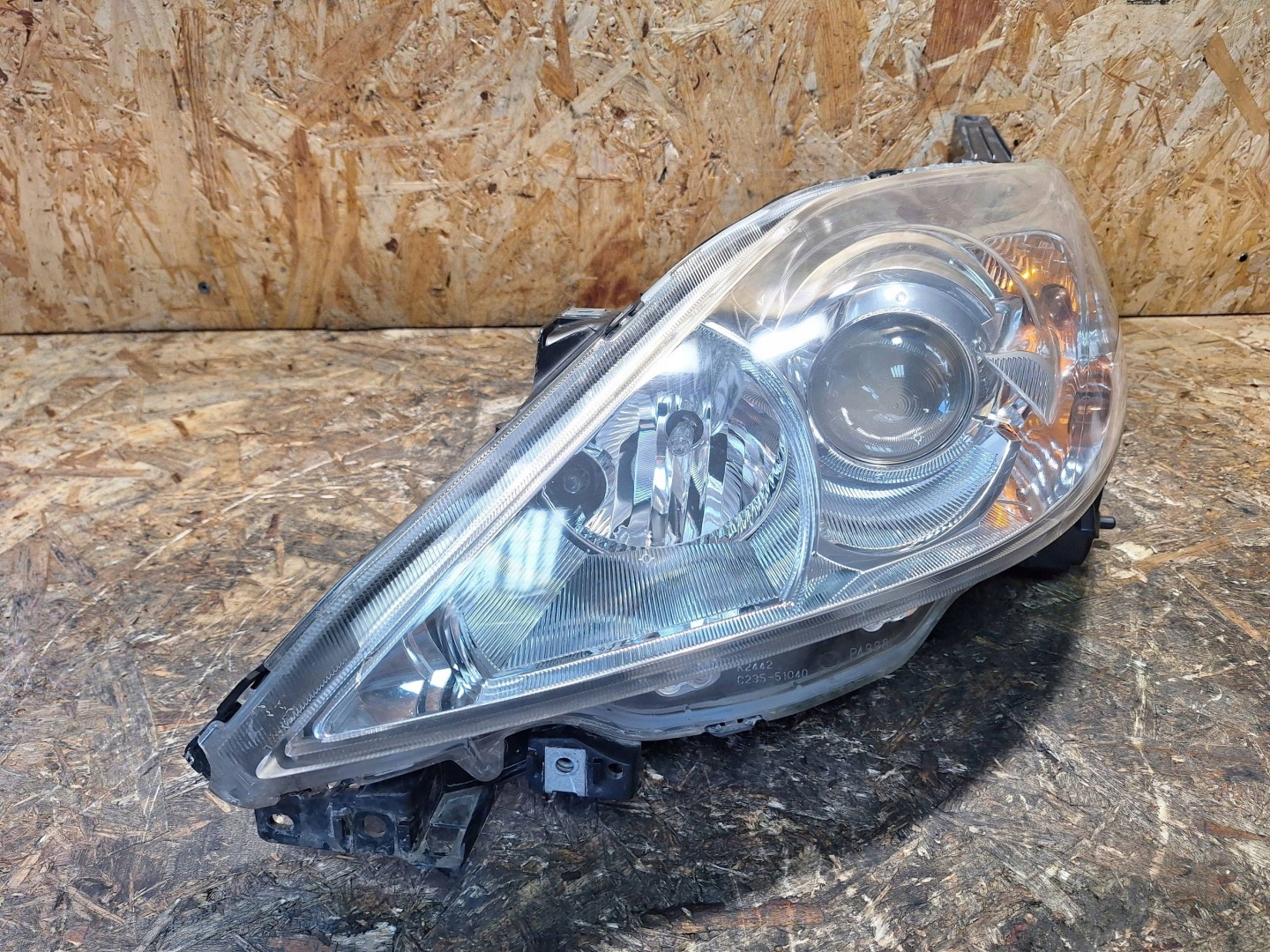 light left front MAZDA 5 and 05-08 EUROPA