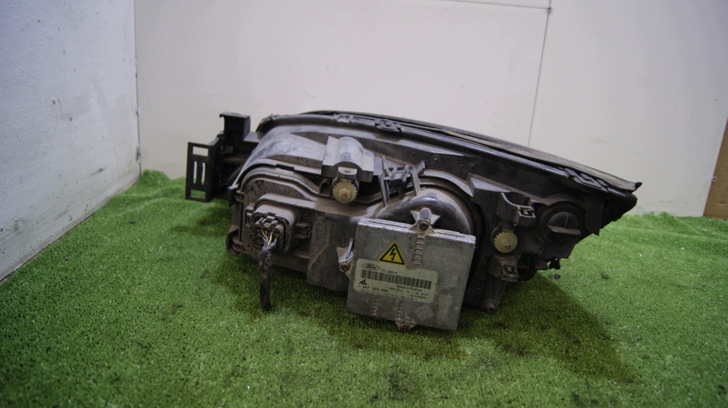 light right front FORD MONDEO MK 3 XENON 1S71-12B655-AA 1307329064