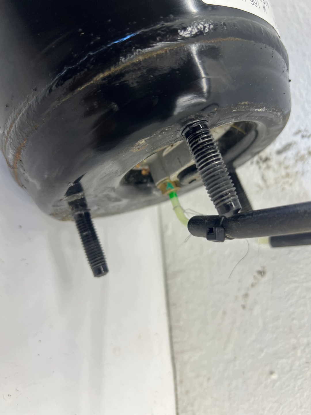 shock absorber left front front AIRMATIC MERCEDES ML W166 A1663204166