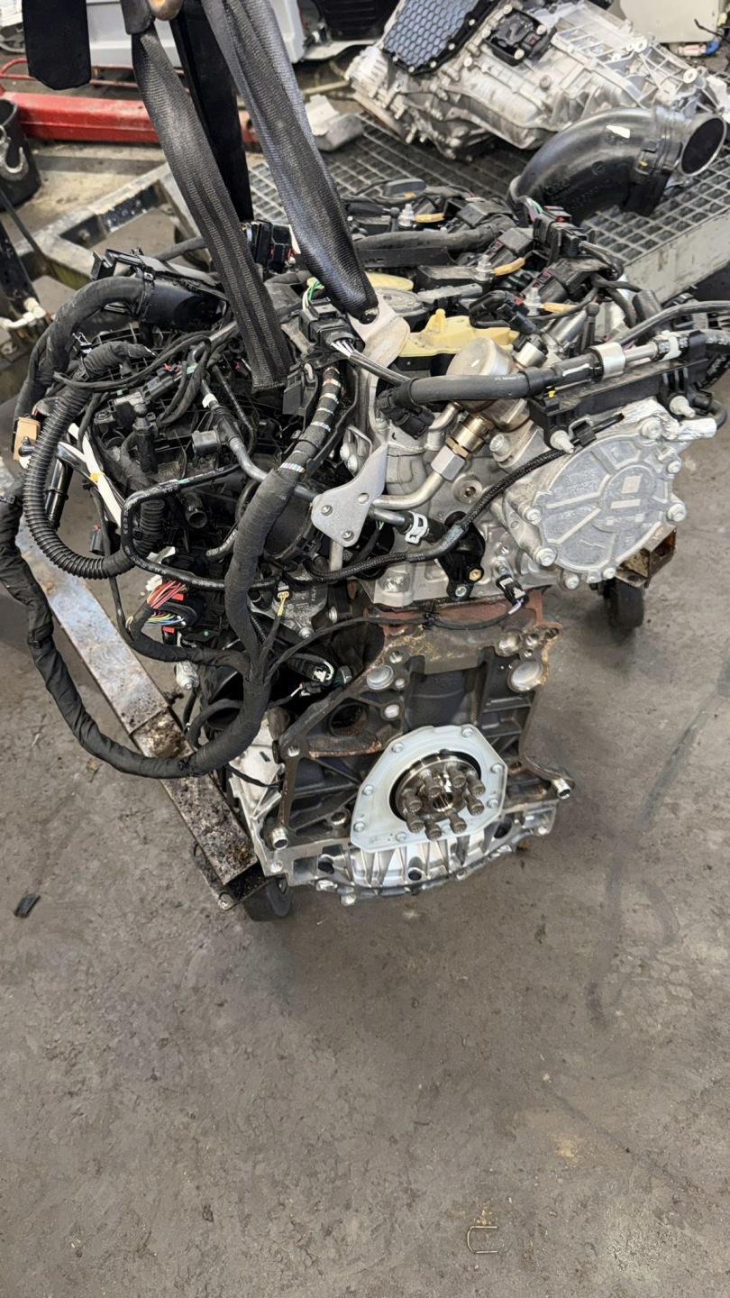 engine complete PORSCHE MACAN 2,0 TFSI DMT 25TYS KM