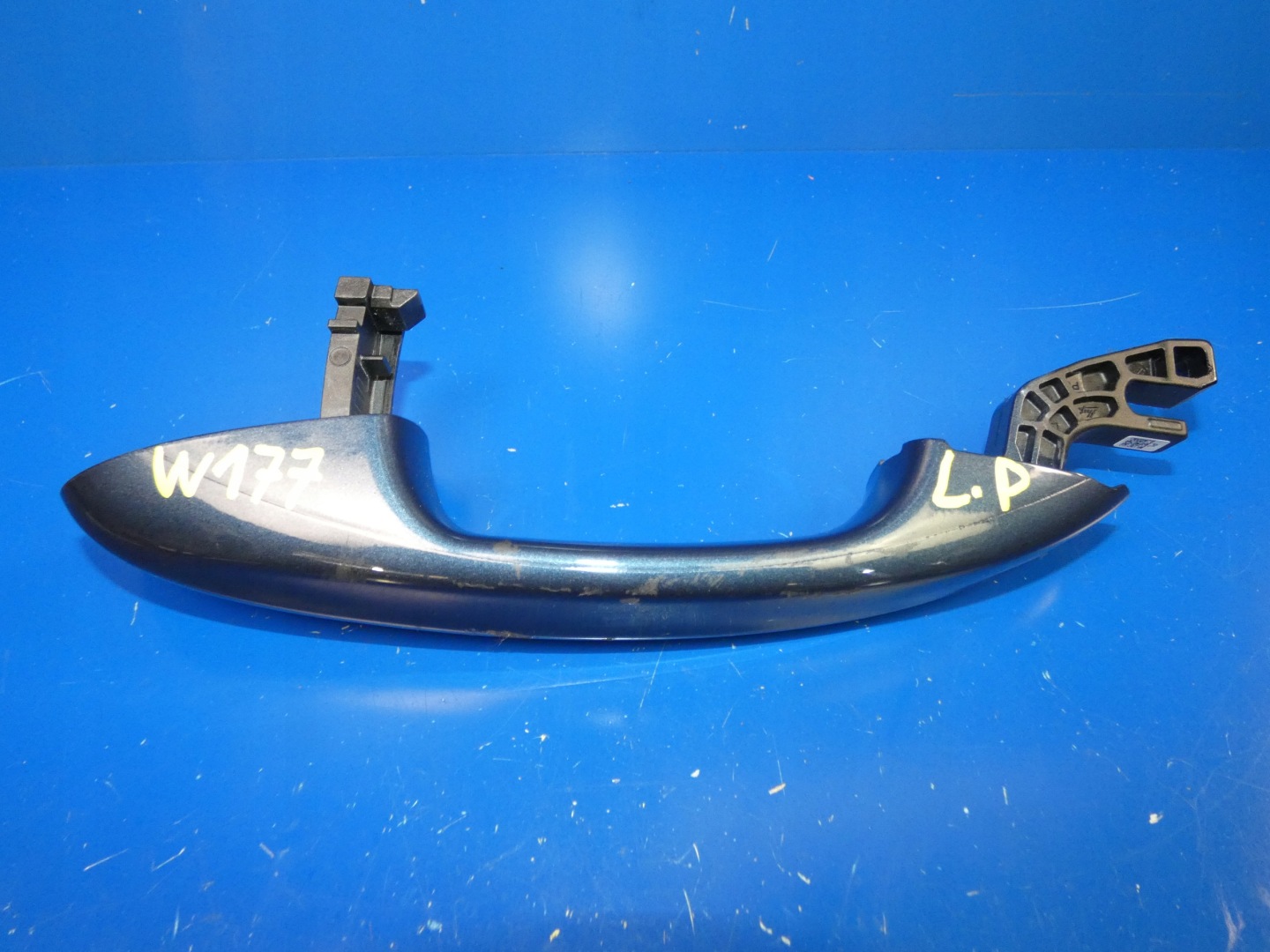 MERCEDES A W177 handle exterior door left front