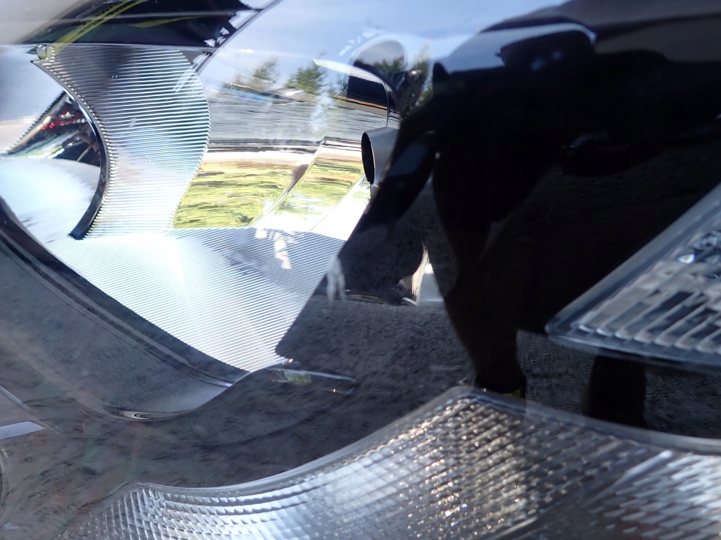 light left REFLEKTOR left OPEL CORSA E X15 2014-2019R 13381335