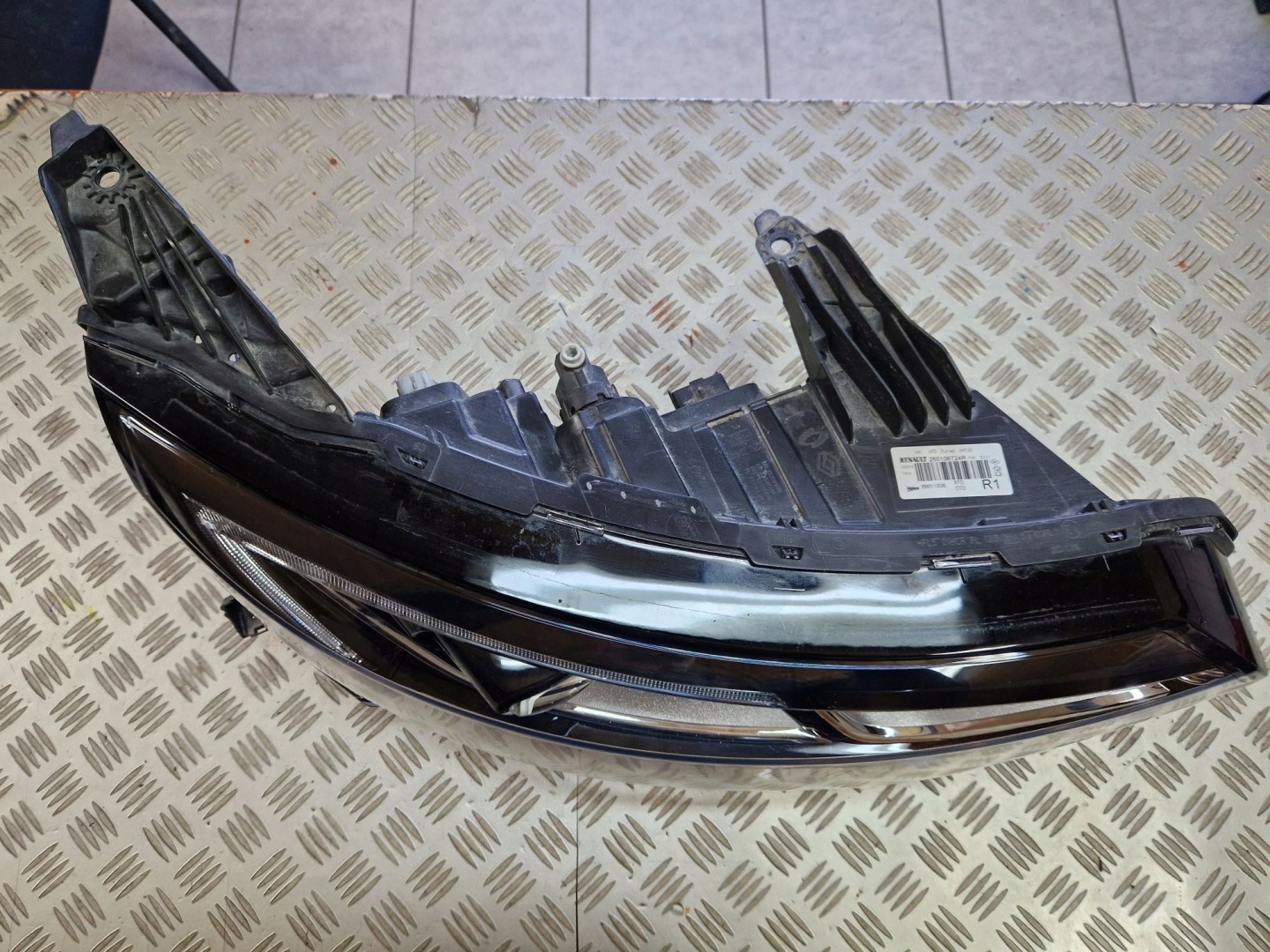 light right front FULL LED PURE VISION RENAULT TALISMAN 2015R->