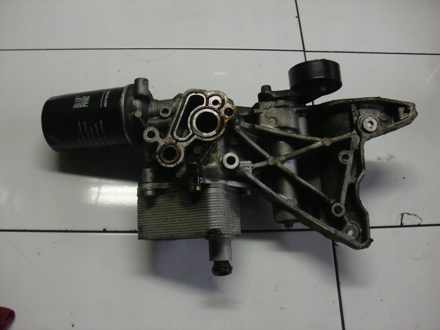 AUDI VW 1.8 TFSI Ölfiltergehäuse 06J903143S