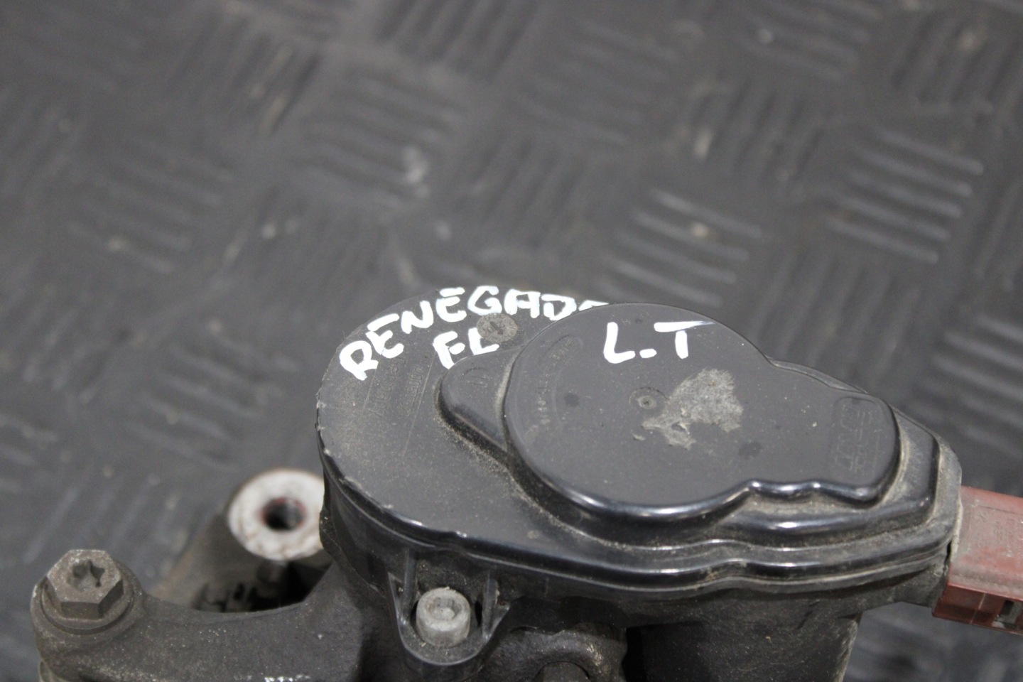 caliper brake left rear part JEEP RENEGADE LIFT