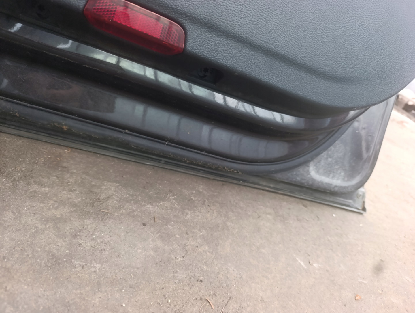 door right front VOLKSWAGEN PASSAT B7 KOMBI LC8Z