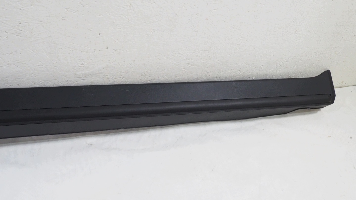 Kia Sportage V moulding threshold right 87754-R2000