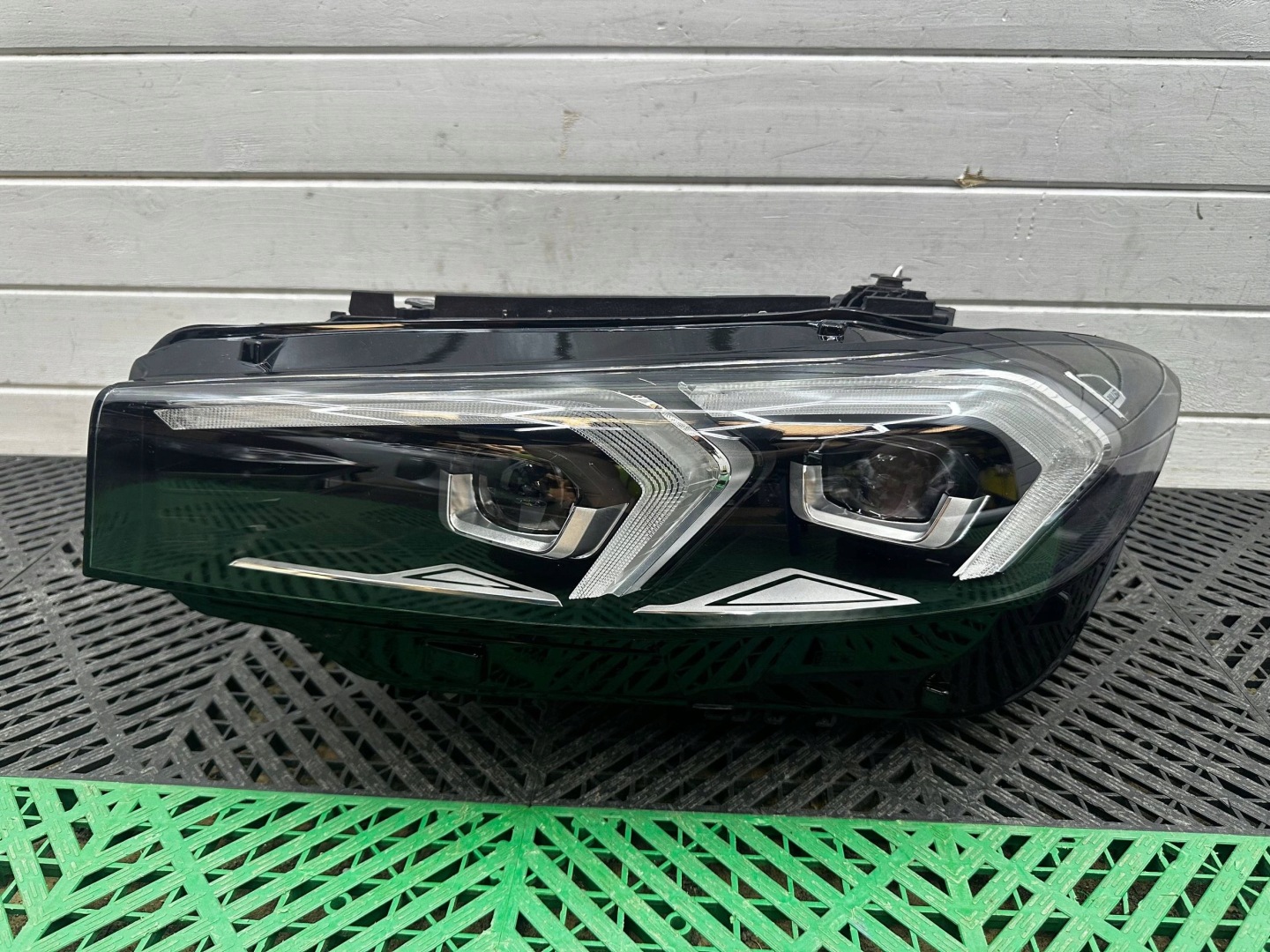 light front side left BMW 3 G20 G21 LCI 9450795
