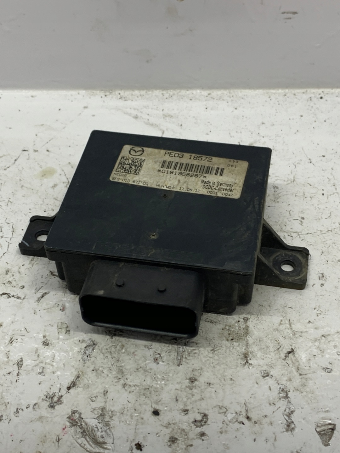 module control unit of tension PE0318572 MAZDA