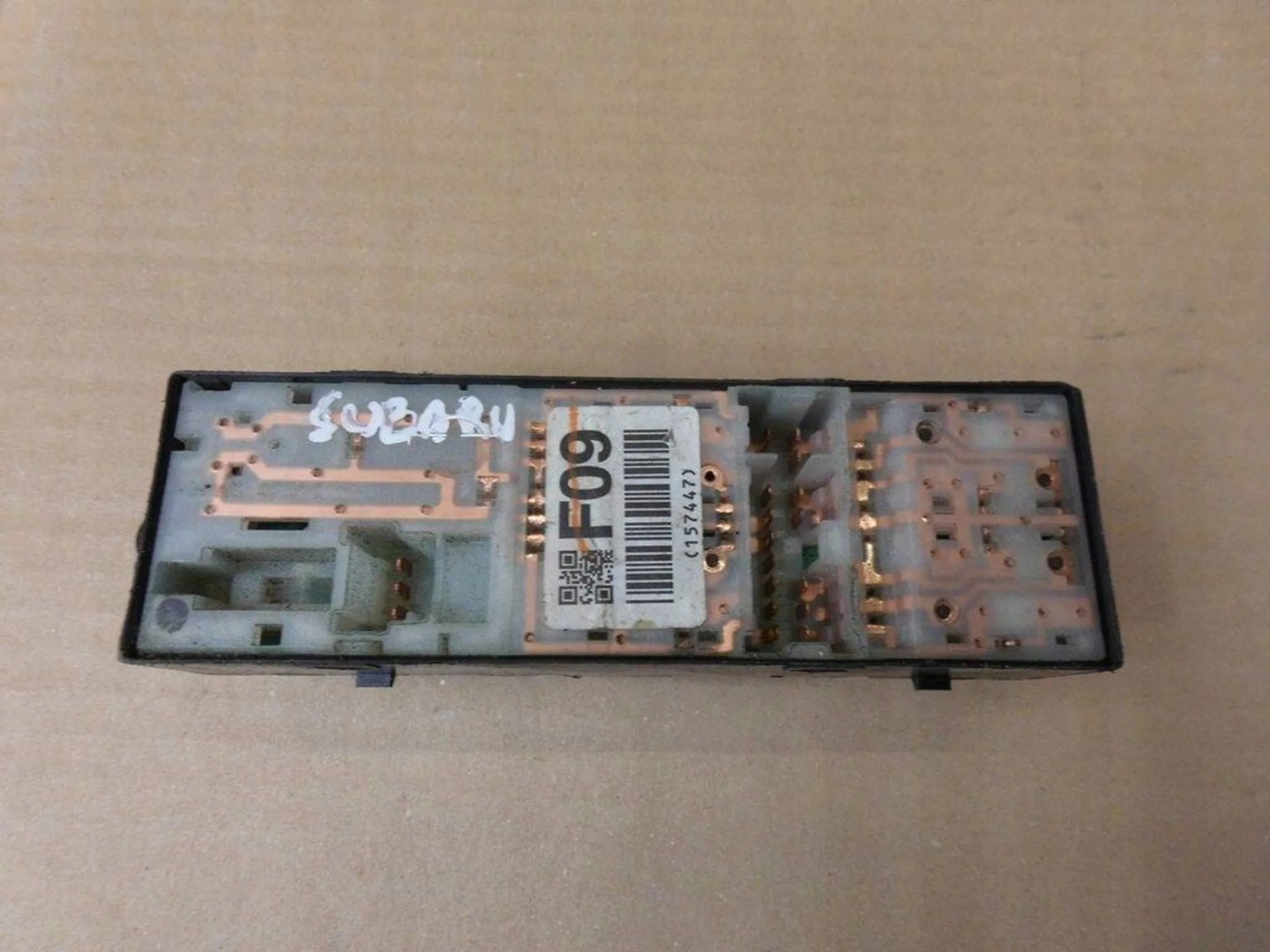 Subaru Impreza GH 2007+ window control switch front