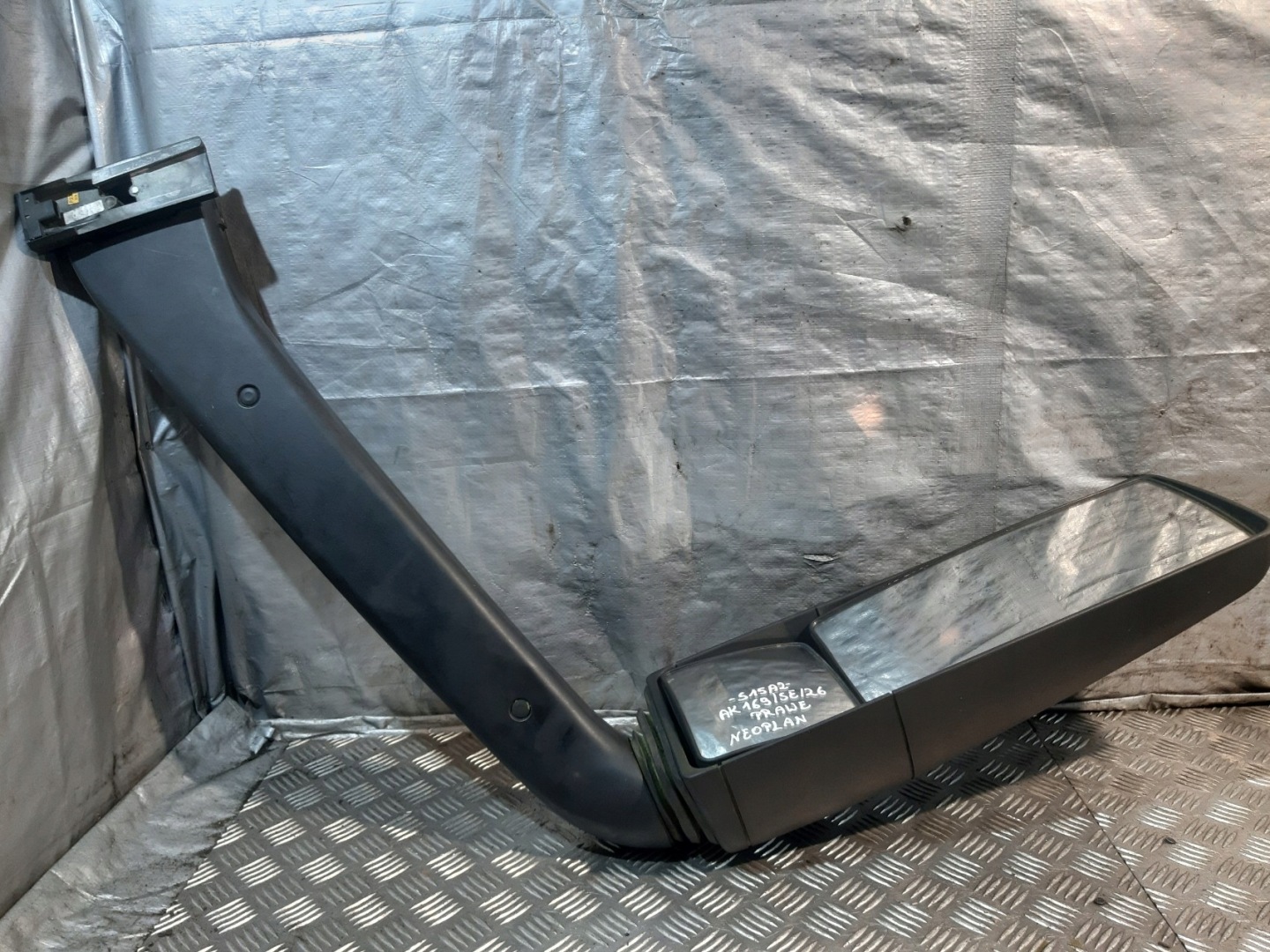 Spiegel rechts Neoplan N116