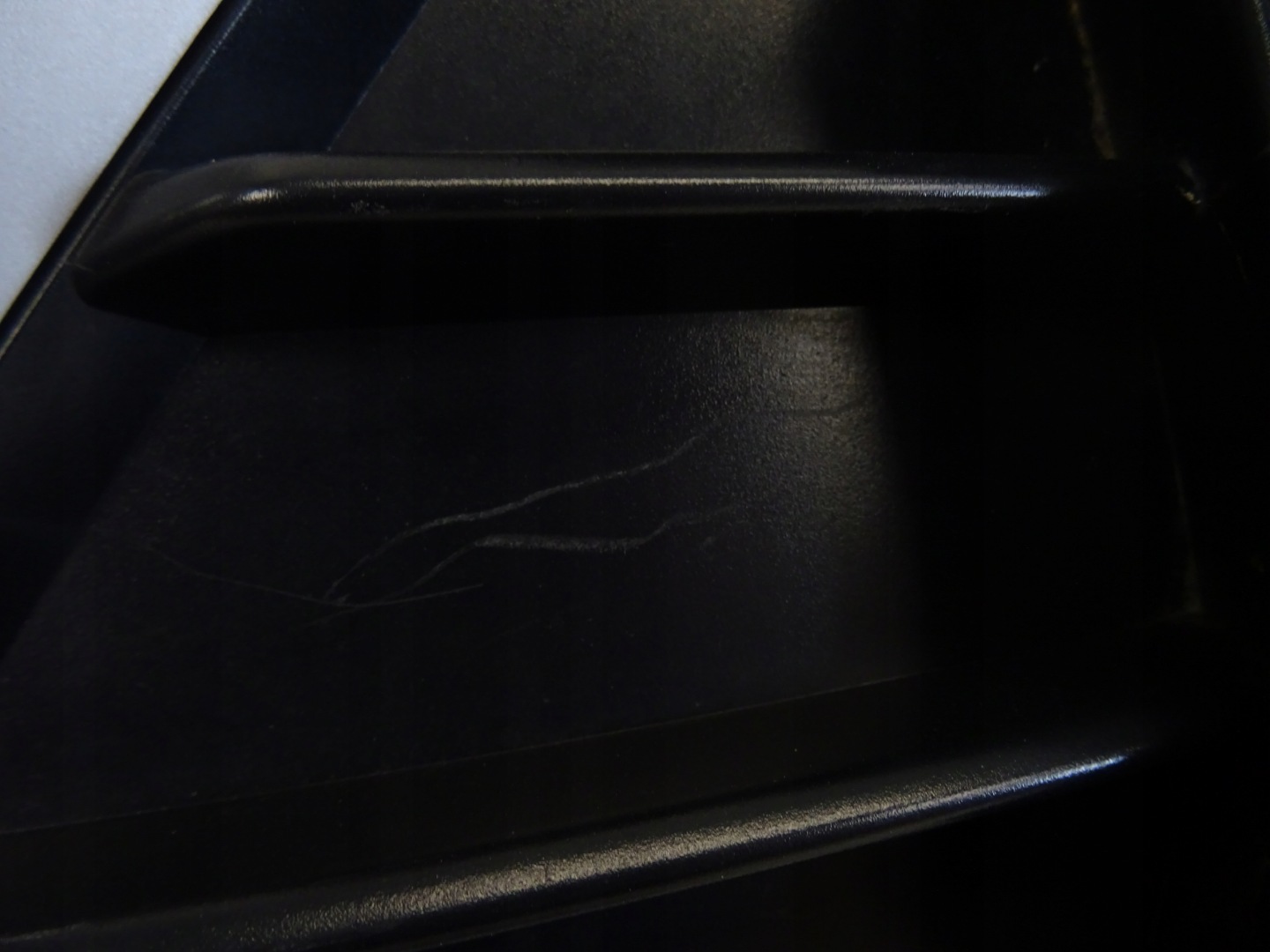 grid of a bumper front front left AUDI Q3 83A 83A807681D