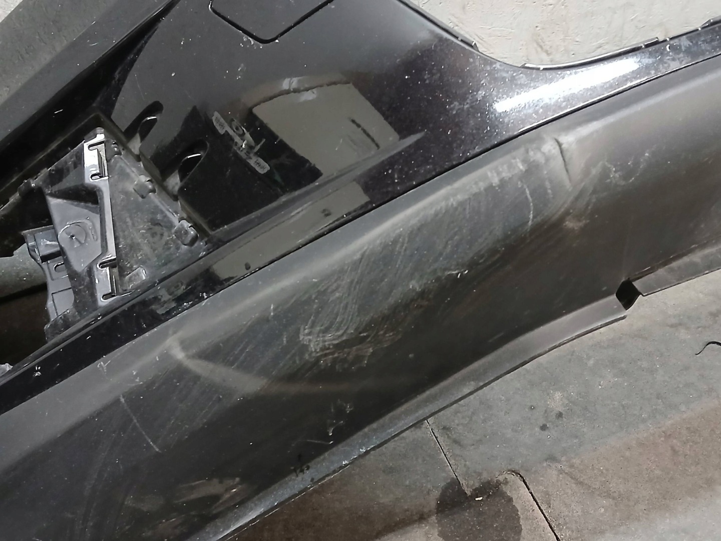 bumper front VW TIGUAN and 1 LIFT 10-15 5N0