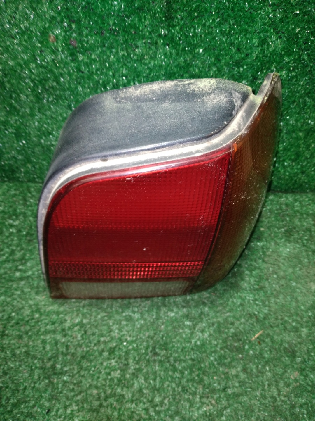 light right rear VOLKSWAGEN POLO 3 1995 6N HB