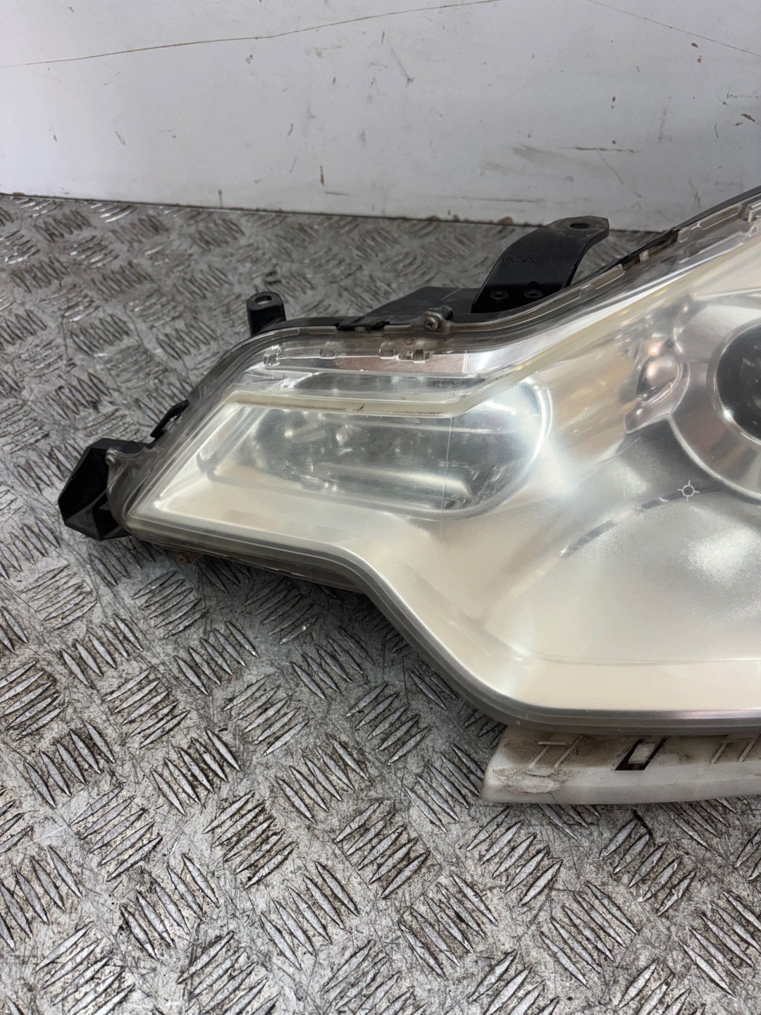 REFLEKTOR feu gauche CITROEN C-CROSSER