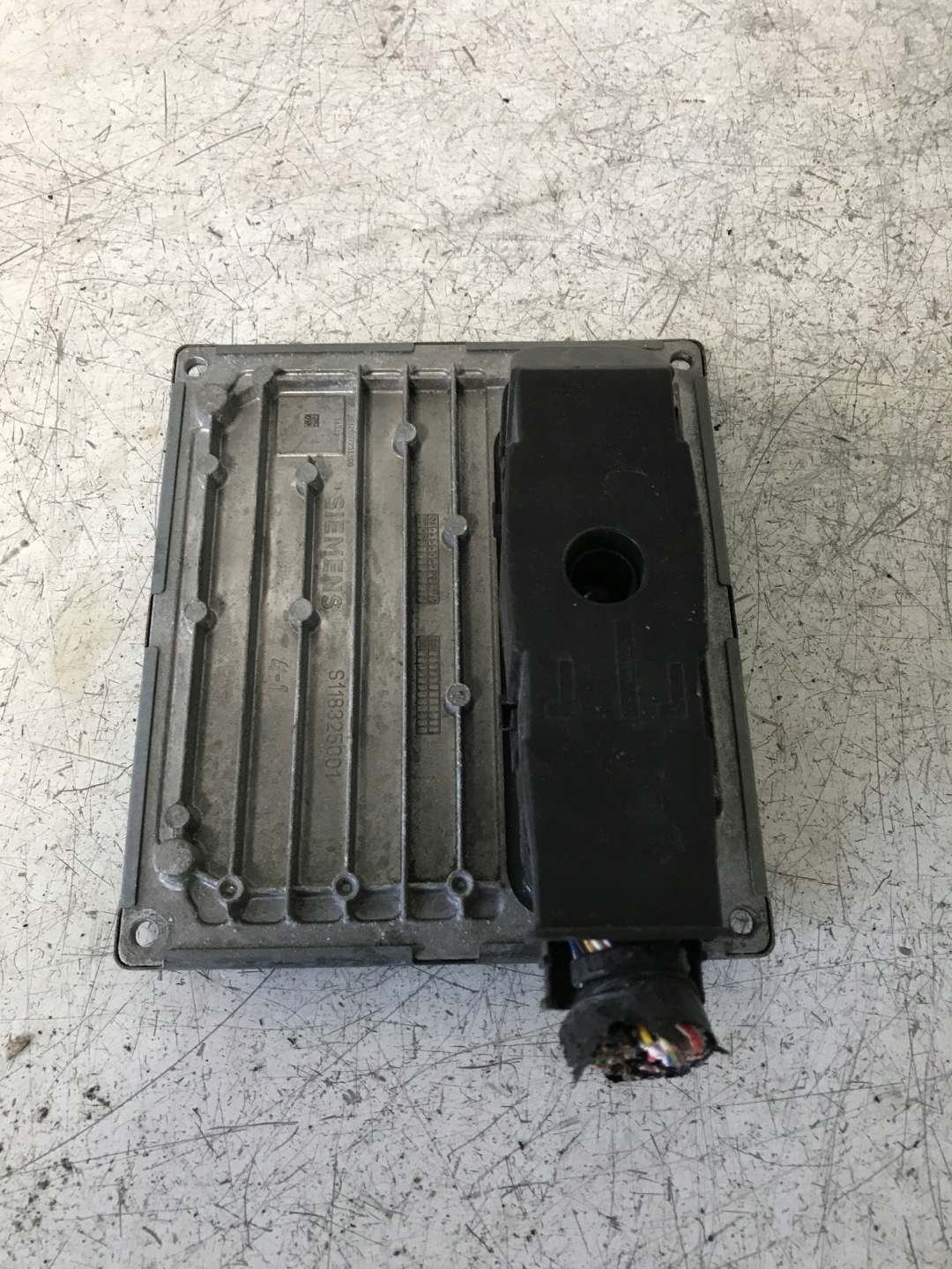 computer Motore MAZDA 2 DY 6S61-12A650-GD
