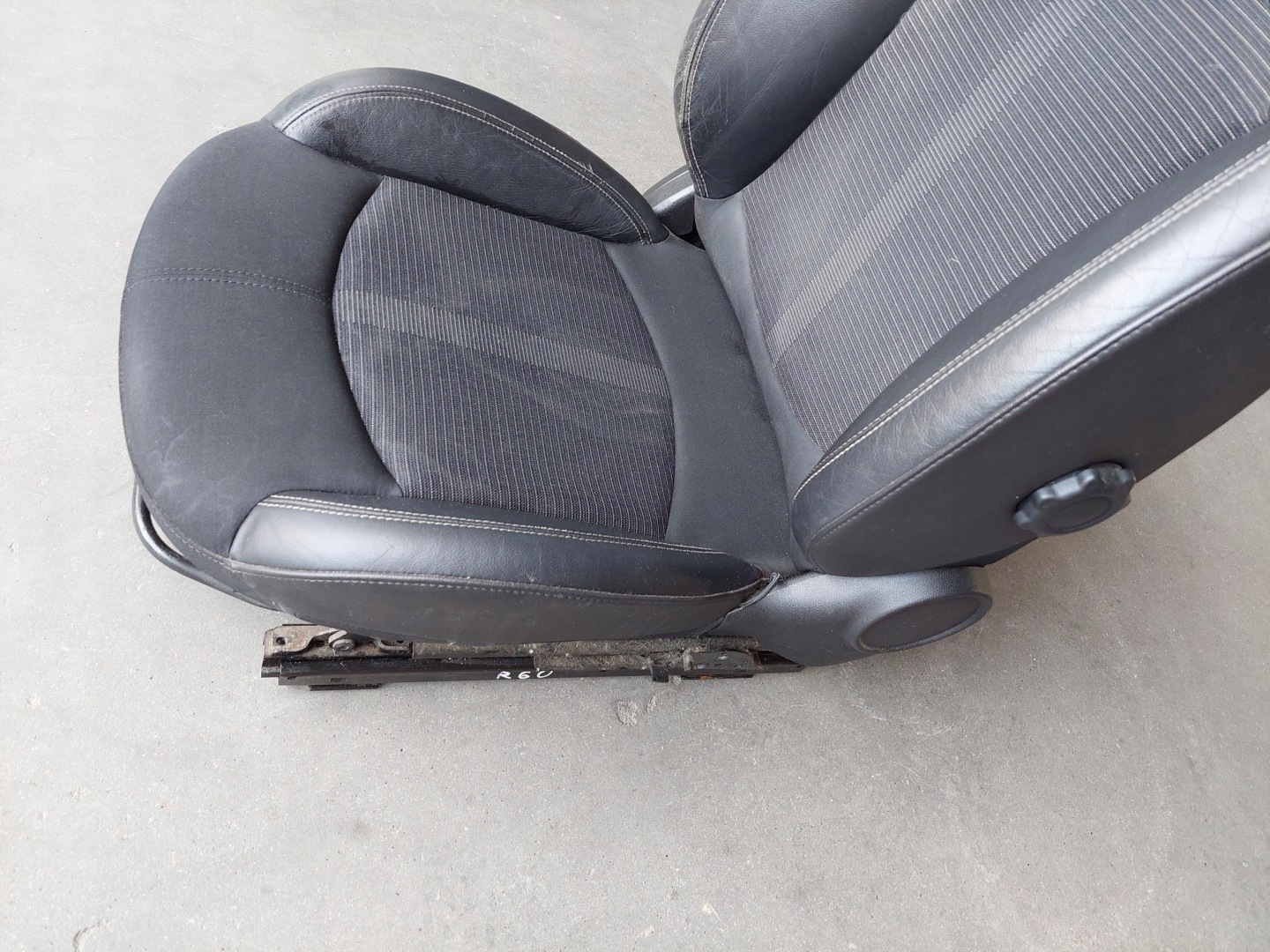 seat front right + airbag MINI COUNTRYMAN R60