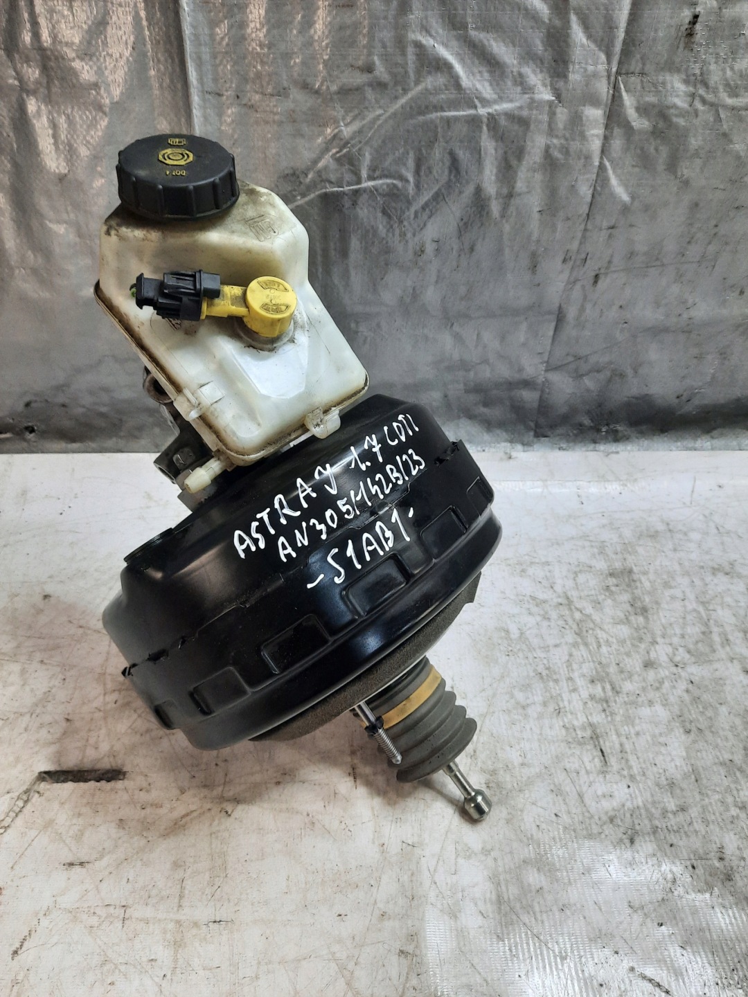 Opel OE 13338057 servo Servofreno