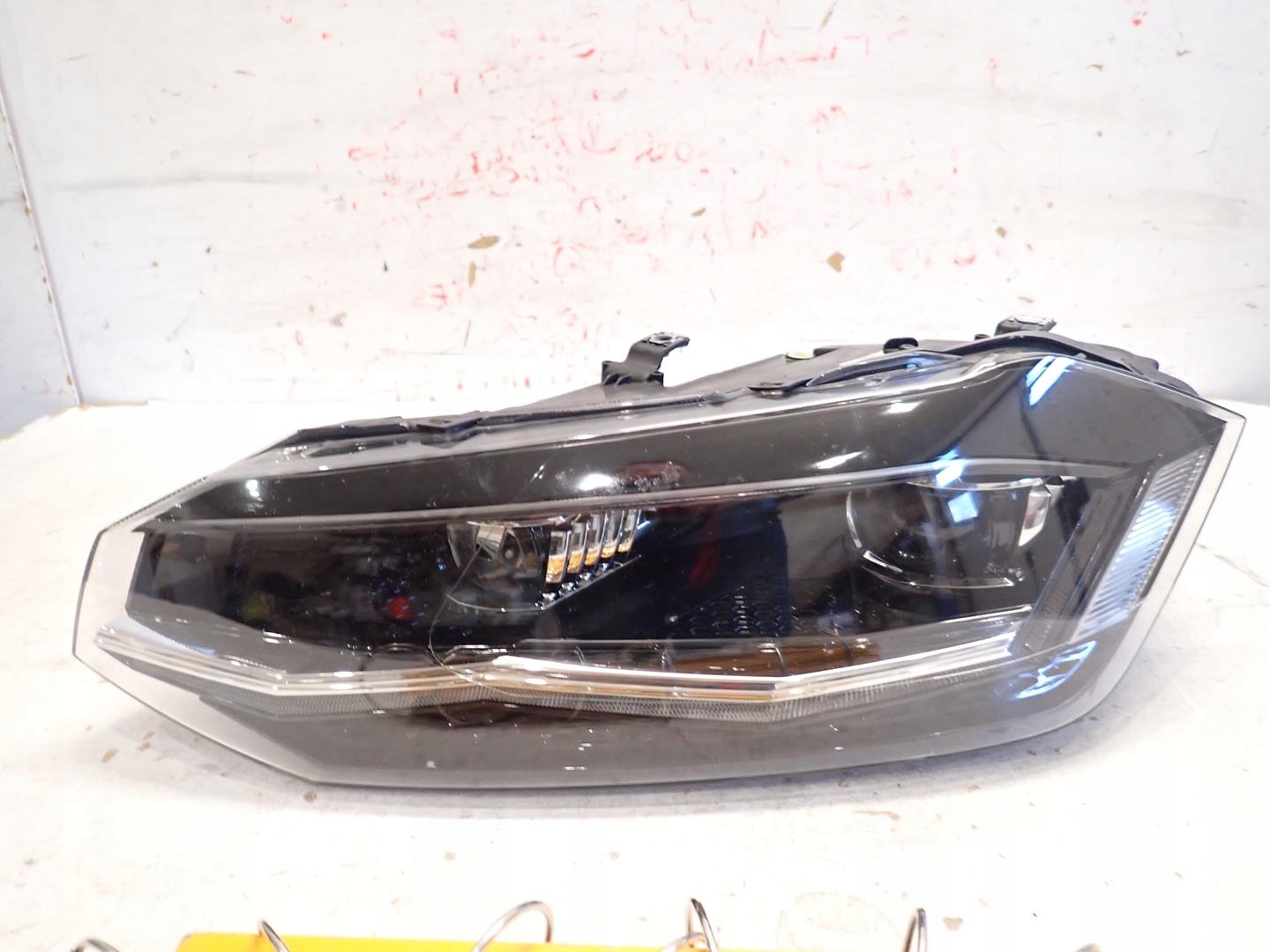 light front front left VW POLO VI 2017- FULL LED 2G1941035B