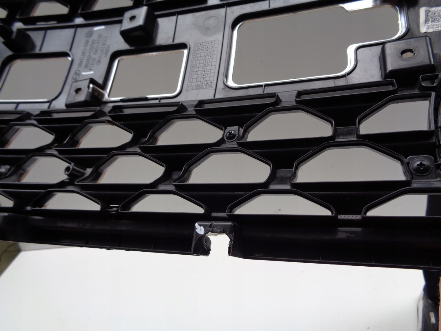 front PREKLADgrill grid HYUNDAI STARIA 23