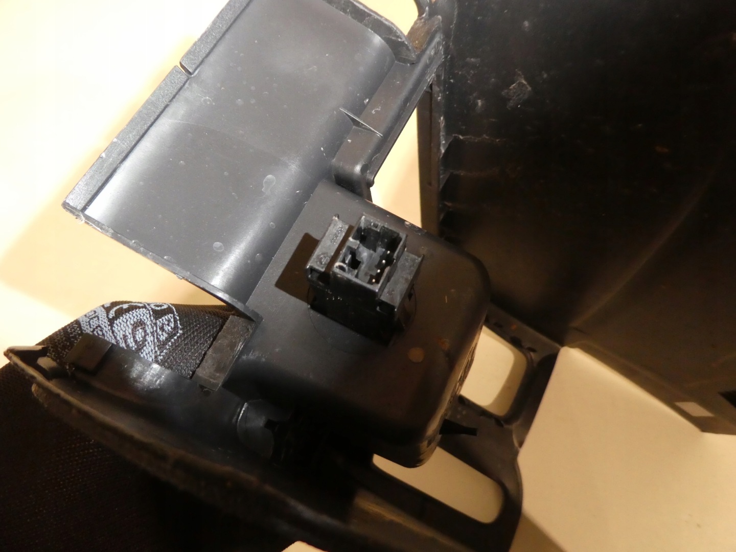 cover TUNEL central VW EOS 1Q0863323